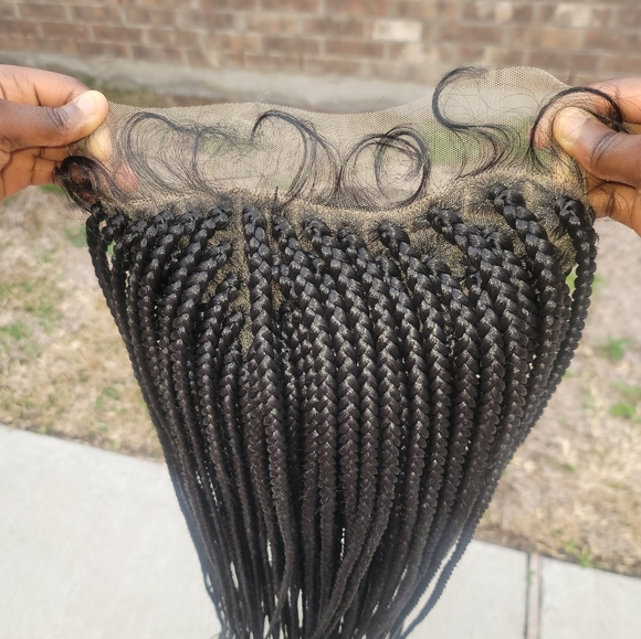 Braid frontal wig very soft not heavy. - Picture 8 of 8